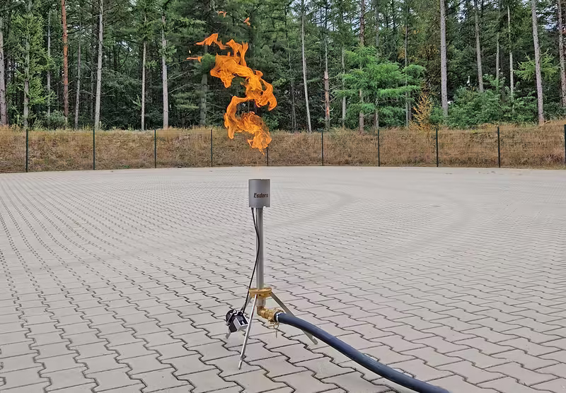 manutenzione condotte gas bruciatore mobile gas flare uso 01
